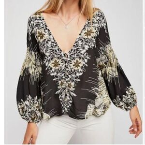 Free People Birds of a Feather‎ Top Dolman boxy Artsy in Black Size M L